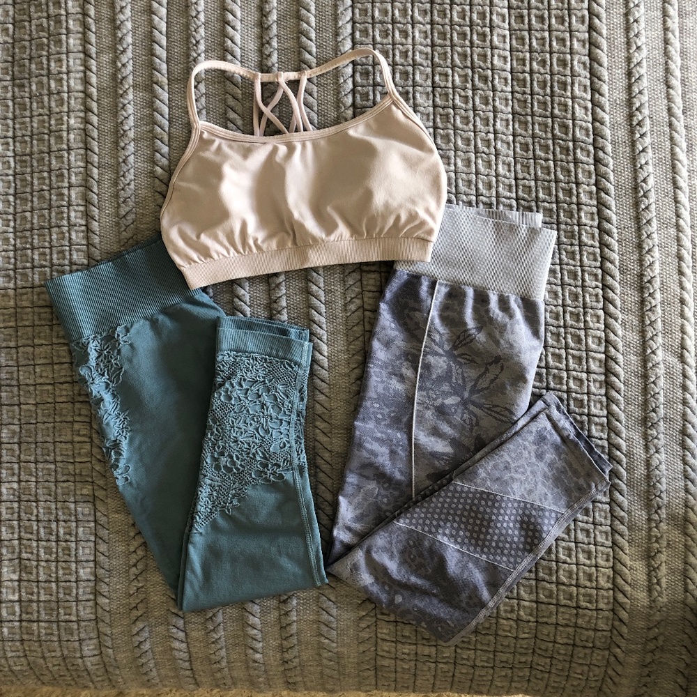 Bundle Fabletics Activewear - XS - Picture 1 of 7